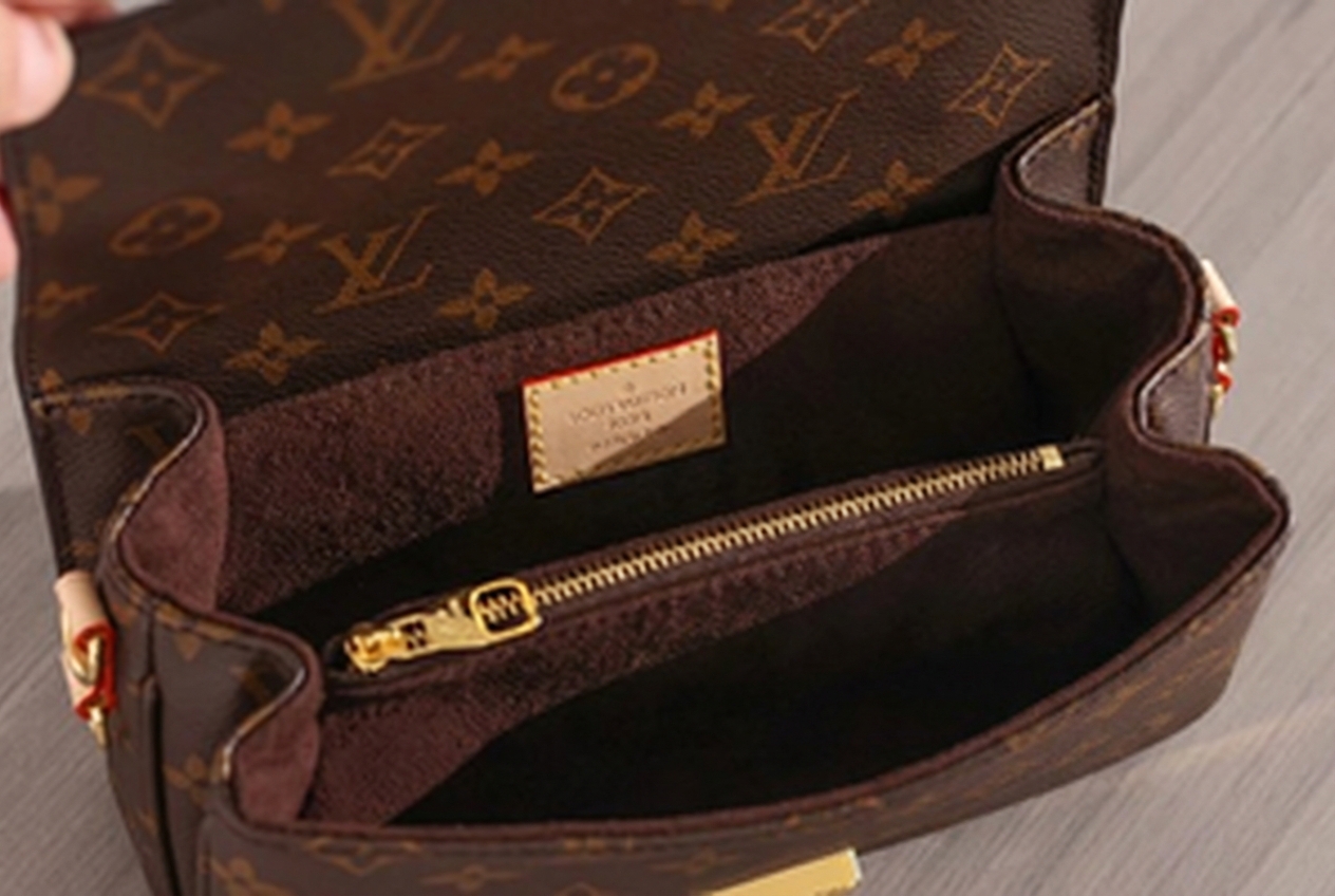 Pochette Métis East West handbag - Image 8